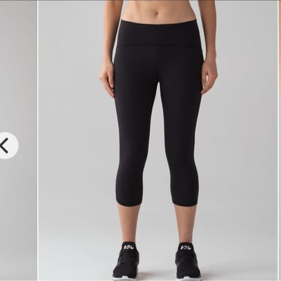 Lululemon Train Times Crop Leggings 17" Black Training Gym Work Out Sz 6 - Picture 3 of 13
